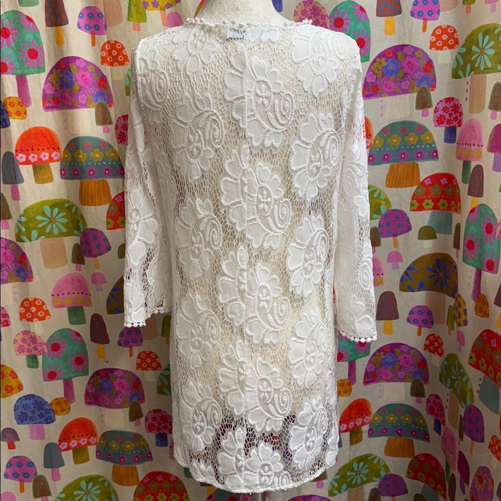 Mahina L/S Lace Cover Up. Large - Picture 6 of 9